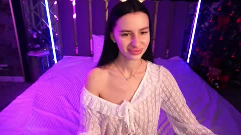 snow_whiteeex online show from January 13, 7:36 am