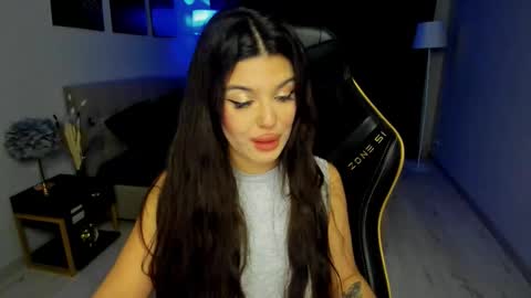 snowingwinter online show from December 4, 11:34 am