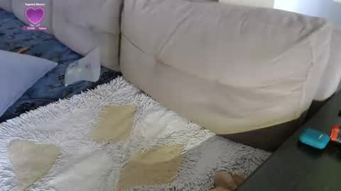 snowxwhitney online show from January 10, 9:55 am