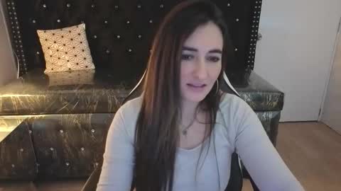 soffi_betacur_b online show from September 9, 3:06 am