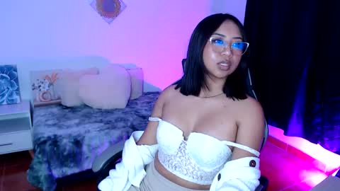 sofia online show from October 10, 8:58 pm