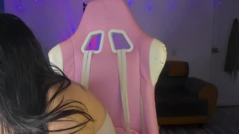 sofia online show from April 22, 6:43 am