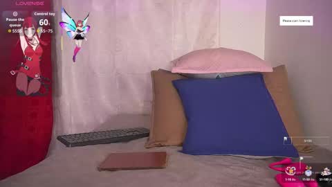 Snapshot of sofi_decker chatting on September 12, 3:29 am Sofia online show from September 12, 3:29 am