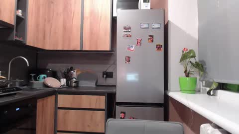 Sofi online show from December 25, 5:37 pm