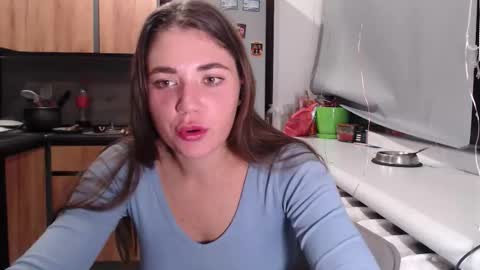 Snapshot of sofi_delightful chatting on October 7, 6:01 pm Sofi online show from October 7, 6:01 pm