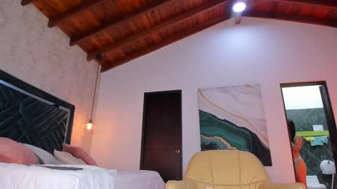 Snapshot of sofi_moreno chatting on October 8, 11:47 am Sofi online show from October 8, 11:47 am