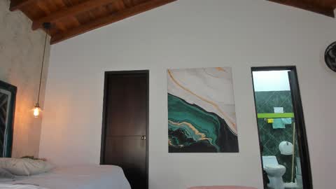 Snapshot of sofi_moreno chatting on October 26, 1:06 pm Sofi online show from October 26, 1:06 pm