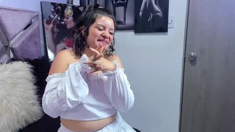 Snapshot of sofi_noa chatting on January 14, 3:43 am Sofi Noa online show from January 14, 3:43 am