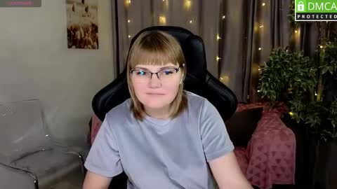 Sofia online show from November 22, 3:42 am