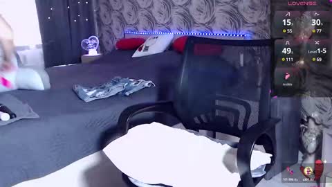 Snapshot of sofia_blaze chatting on February 27, 6:07 am Sofia online show from February 27, 6:07 am
