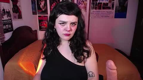 Sofi online show from December 13, 7:53 pm