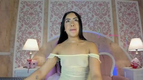 Snapshot of sofia_fantasyy chatting on September 25, 12:04 pm Sofia fantasyy Online 0700 to 1400 gmt-5 online show from September 25, 12:04 pm