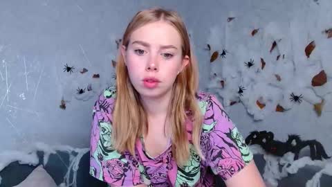 Snapshot of sofia_here chatting on October 16, 1:08 am Sofia here online show from October 16, 1:08 am