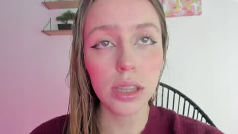 Snapshot of sofia_palacios_ chatting on December 30, 2:53 am online show from December 30, 2:53 am