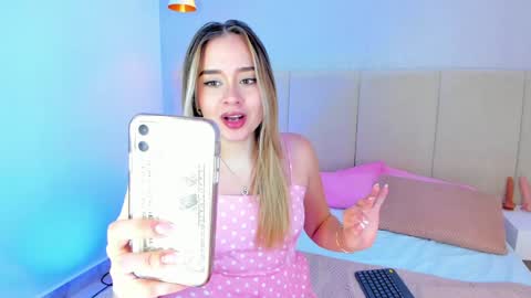 SOFIA PAMELA online show from December 7, 7:43 pm