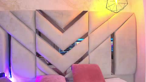   online show from May 29, 7:12 pm