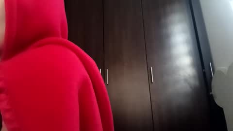 SOFIA online show from November 8, 9:42 pm