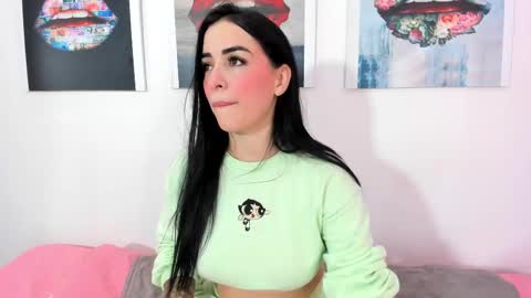 Snapshot of sofia_riveraa chatting on February 14, 7:54 pm SOFIA online show from February 14, 7:54 pm