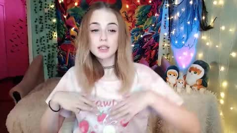 sofia_rosemary online show from November 19, 2:28 pm