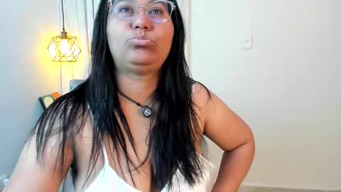 sofia_sorceress online show from February 1, 12:53 am