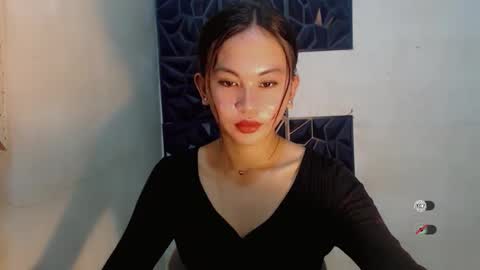 sofia_sweetheart18 online show from November 8, 11:48 am