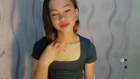 sofia_sweetheart18 online show from December 22, 9:40 pm
