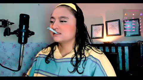 Demi Sofia online show from February 8, 9:03 am