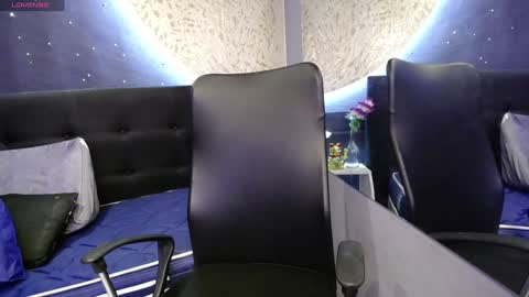 Sofa online show from December 2, 11:11 am