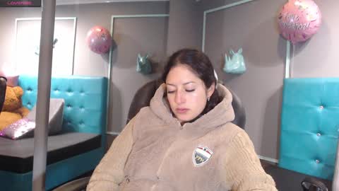 Sofa online show from January 22, 11:12 am