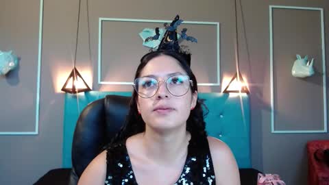 Sofa online show from October 11, 11:25 am