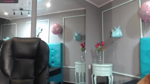 Sofa online show from February 28, 11:25 am