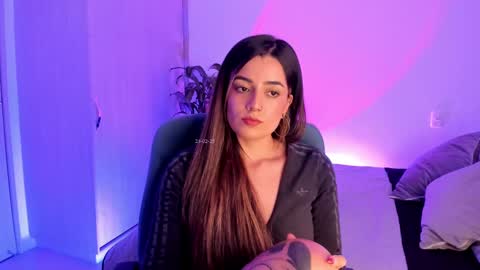 Snapshot of sofia_xgray chatting on February 24, 1:55 am Sofia online show from February 24, 1:55 am