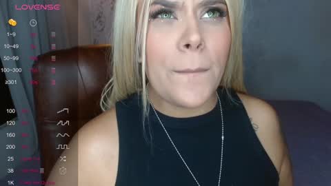 Sofi cortes626 Ig online show from December 17, 1:29 am