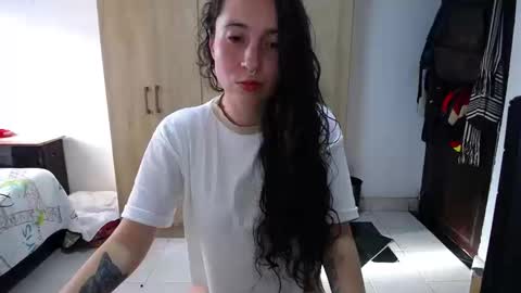 sofiacano43 online show from September 10, 9:15 pm