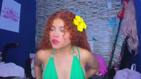 sofiacastillo01 online show from January 9, 12:41 pm