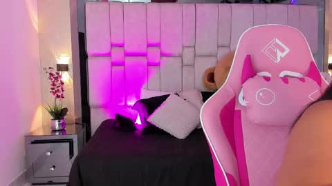 Sofia  online show from March 1, 12:01 pm