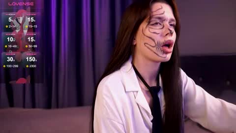 Snapshot of sofiamays__ chatting on October 27, 2:01 pm Sofia online show from October 27, 2:01 pm