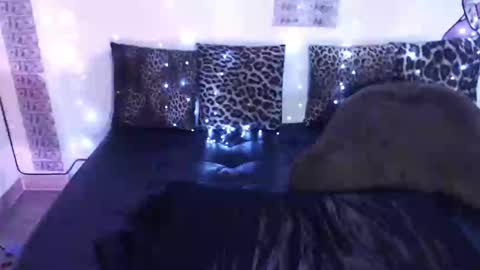 Snapshot of sofianix chatting on January 24, 4:39 pm SOFIA NIX online show from January 24, 4:39 pm