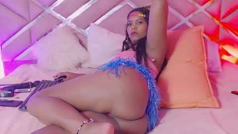 Snapshot of sofiarou chatting on October 31, 1:29 am Sofia online show from October 31, 1:29 am