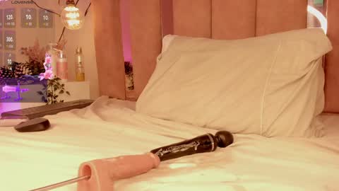 Sofie online show from February 9, 1:23 am