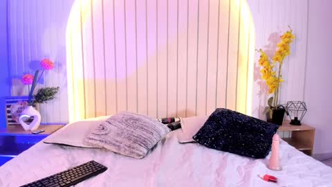 Sofii Lopezz online show from December 27, 9:43 pm