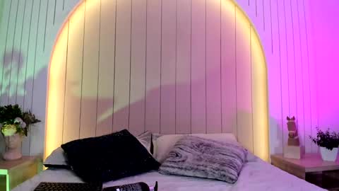 Sofii Lopezz online show from December 14, 2:55 am
