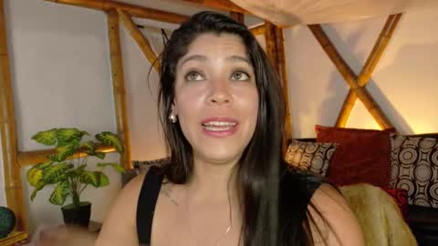 Snapshot of sofiia_diaz_ chatting on October 15, 10:45 pm Sofi online show from October 15, 10:45 pm