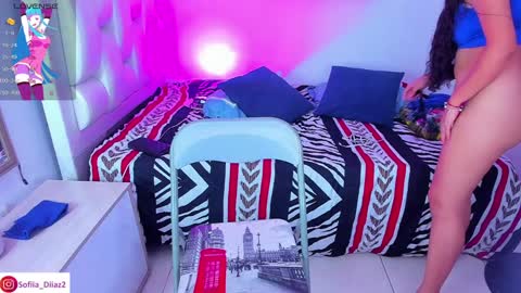 Snapshot of sofiia_diiaz chatting on December 6, 8:39 pm Sofa Daz online show from December 6, 8:39 pm