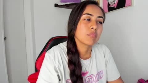 sofiia rodriguez online show from October 14, 4:09 pm