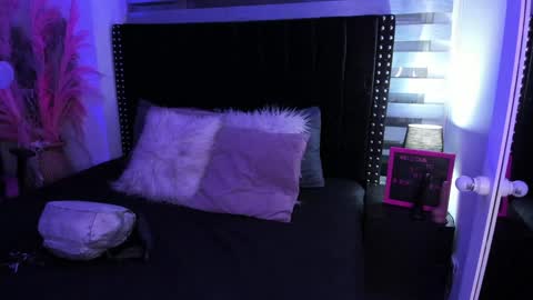 Snapshot of sofiia_rubb chatting on January 24, 4:05 am Sofia online show from January 24, 4:05 am