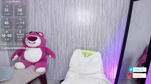 Snapshot of sofiii_03 chatting on October 24, 11:56 pm SOFIA online show from October 24, 11:56 pm