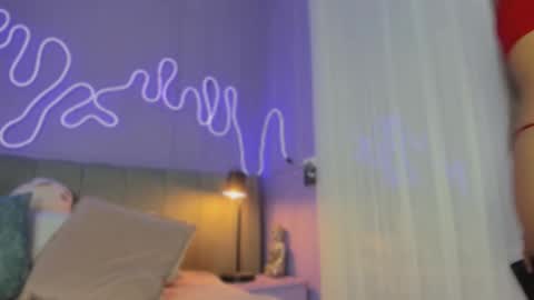 Snapshot of sofly_s chatting on October 27, 12:01 pm Sofi online show from October 27, 12:01 pm