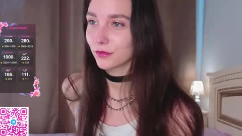 Elly online show from October 4, 8:42 am