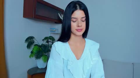 Snapshot of softlyy_bold chatting on September 13, 7:05 am Alice online show from September 13, 7:05 am